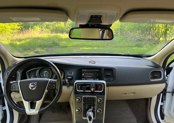 Volvo S60 cena 61500 przebieg: 162000, rok produkcji 2015 z Chorzów małe 254